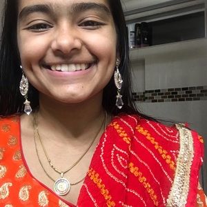 Meet your Posher, Afrah